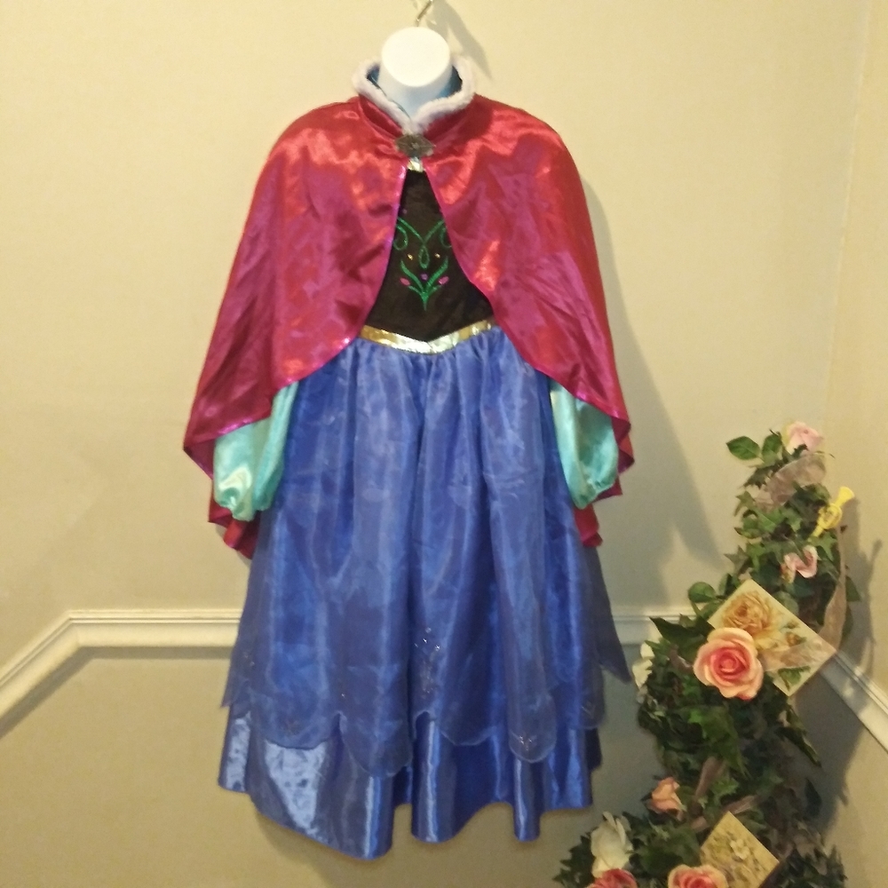 Disney Store Princess Anna From Frozen Classic Dress With Cape